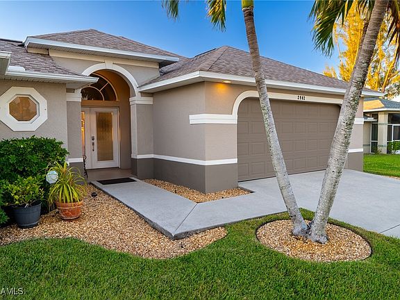 5th image of 2902 SW 10th Pl