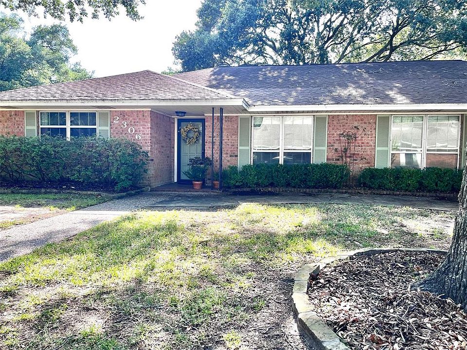 1st image of 2306 Eaves Drive