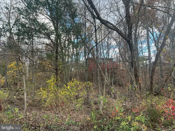 Lakeside Dr, Stephens City, VA 22655