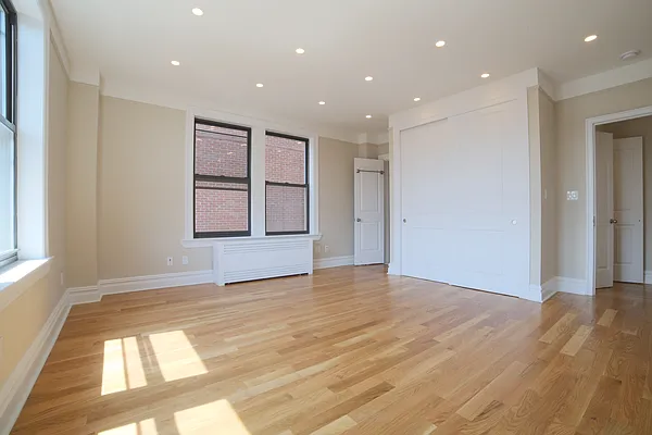 Rented by Stonecrest Realty | media 10