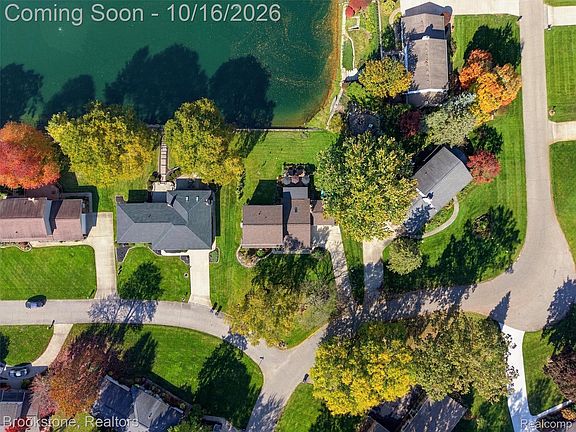 5th image of 52429 Southdown Rd
