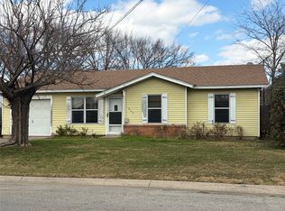 224 Kay Ln, Saginaw, TX 76179