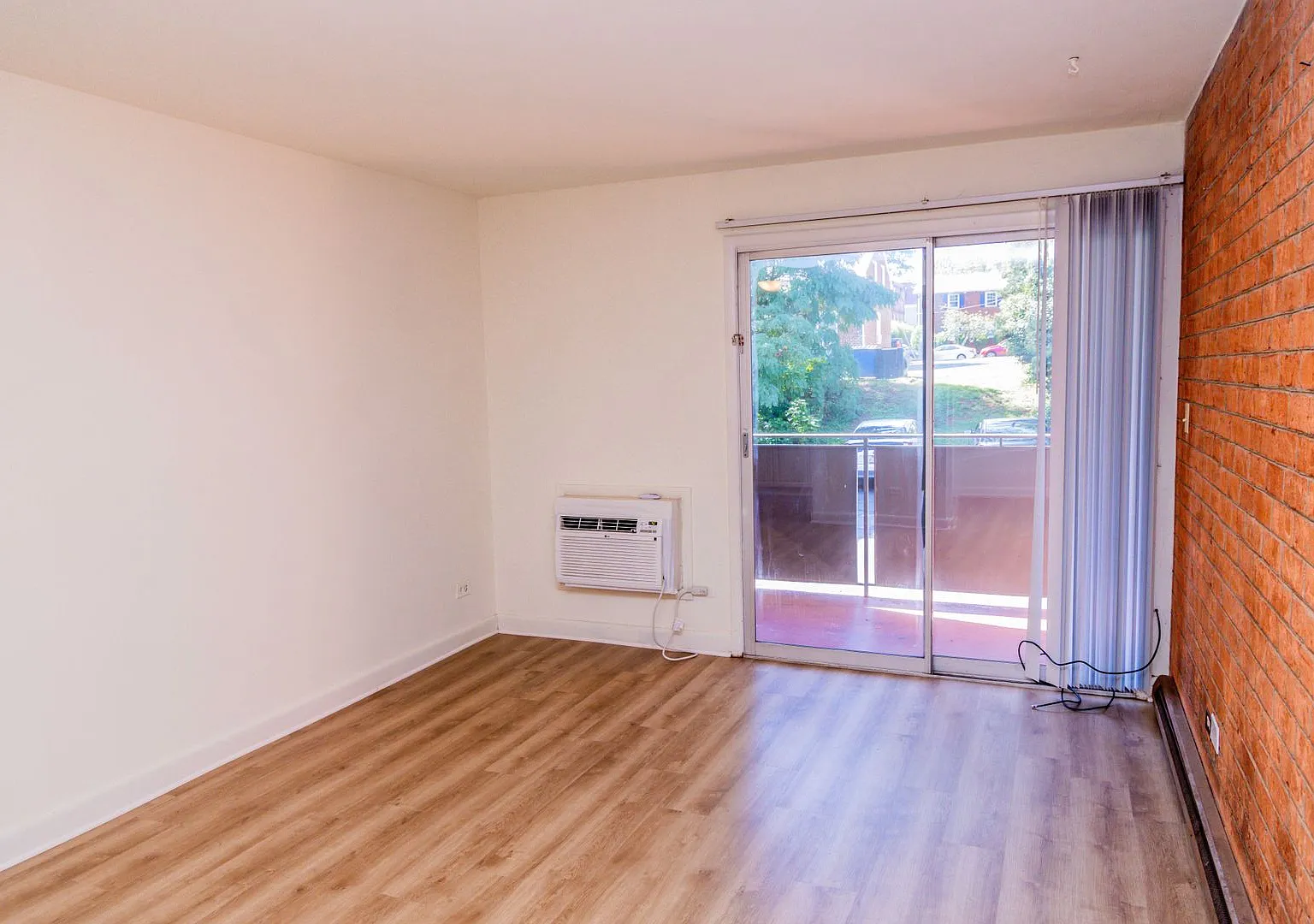 1500 Grady Ave — Photo 4