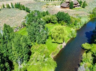 900 Little Wood Reservoir Rd, Carey, ID 83320