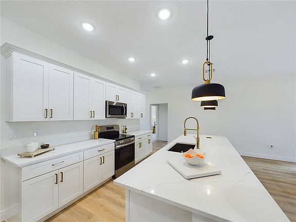 5th image of 8060 E 98th Ave