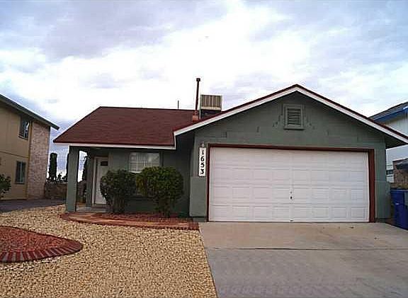 2nd image of 1653 Saint Clare Pl