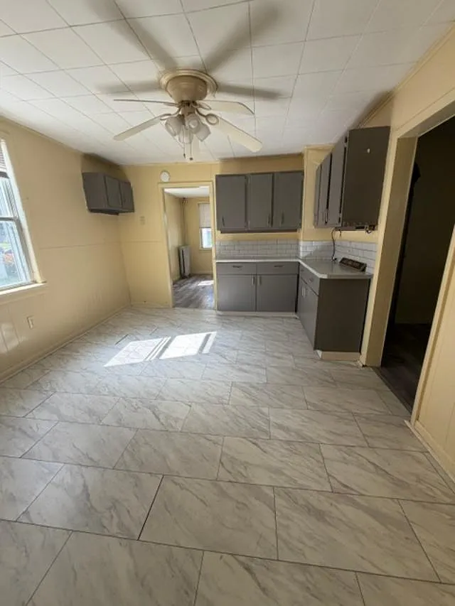 2 bed, 850 sqft, $1,100 — Photo 3