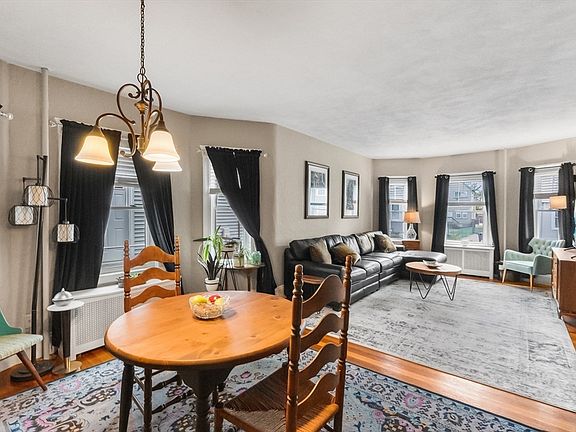 3rd image of 27 Peirce Ave