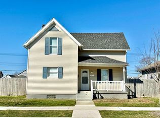 402 W 7th St, Mishawaka, IN 46544
