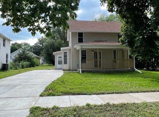 255 N 22nd St, Blair, NE 68008