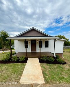 929 East Rd, Knoxville, TN, 37920