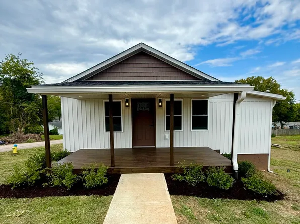 929 East Rd, Knoxville, TN 37920