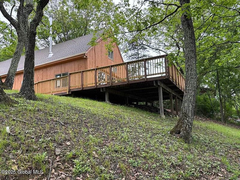 3rd image of 43 High Hill Road