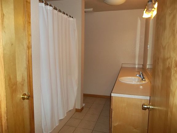 Down stairs full bath