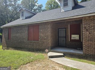 556 Bolton Rd NW, Atlanta, GA 30331