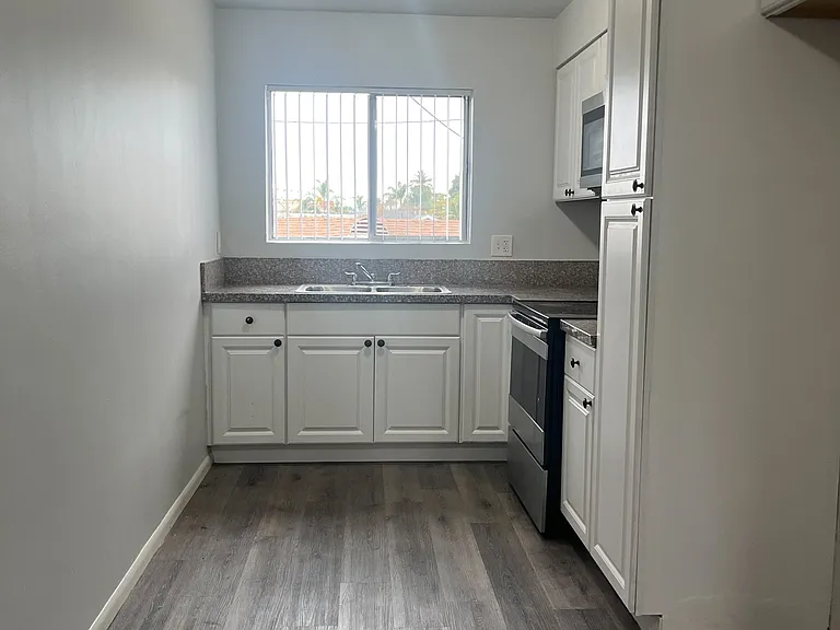 2500 & 2506 E Spaulding St — Photo 1