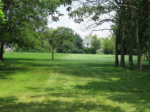 2nd image of Tamarack Ln