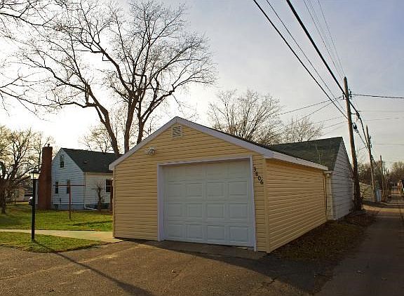 3806 Halifax Avenue N - Disclosure Statement.pdf