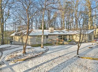 105 Mountain Rd, Penfield, NY 14526