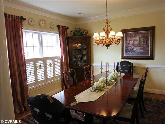 2nd image of 9358 Colvincrest Dr