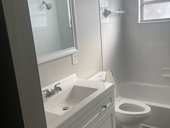 5th image of 4249 76th Ave N #675445