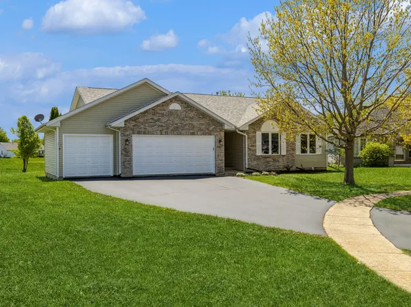 2181 Burnett Dr, Belvidere, IL 61008