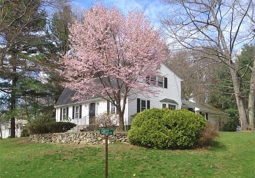 1st image of 28 Hearthstone Dr