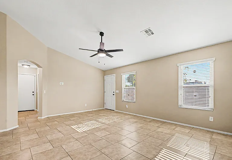 23765 W Desert Bloom St — Photo 6