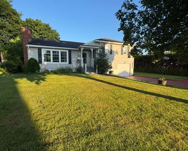 14 Olivetti Pl, Plattsburgh, NY, 12901