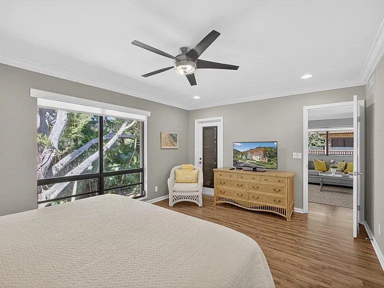 605 Brackenwood Cv — Photo 18