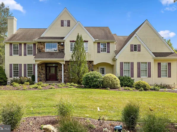 489 Greenwood Rd, Kennett Square, PA 19348