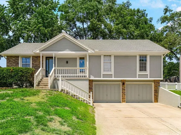 3608 NE 78th St, Kansas City, MO 64119