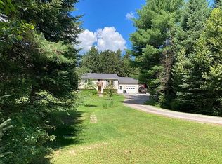 54 Sprucewood Ln, Lyndonville, VT 05851