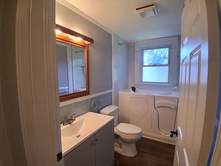 506 Pinckney St — Photo 18