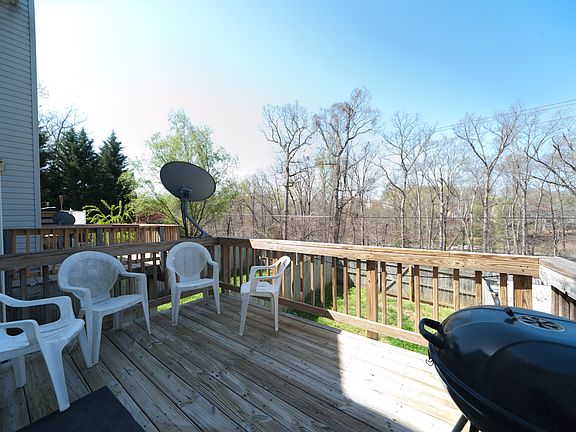 Large Deck off Living Room