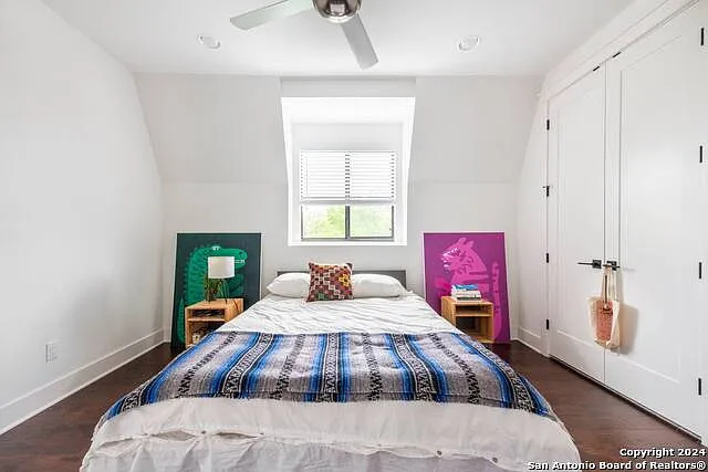 808 E Carson St #101 — Photo 4