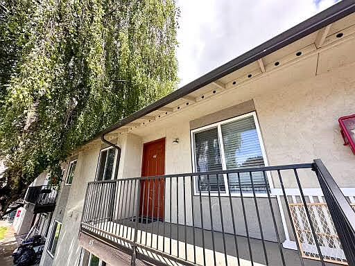 1st image of 6925 47th Ave NE #3