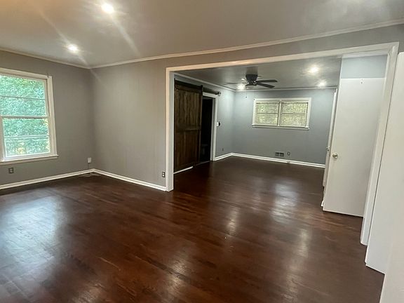 4th image of 3382 Bobolink Cir SW