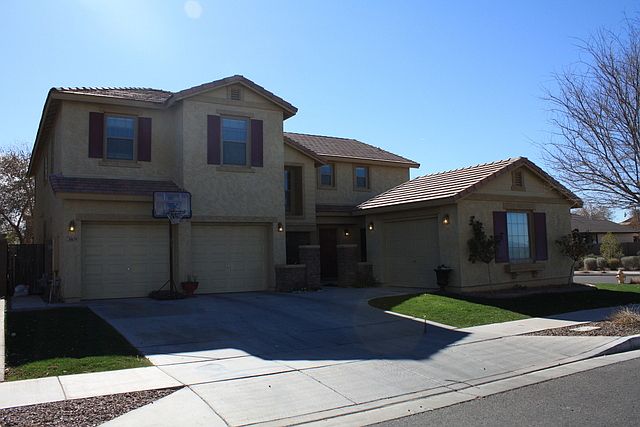 1st image of 3809 E Yeager Dr