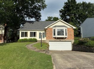 6535 Ripplewood Ln, Cincinnati, OH 45230