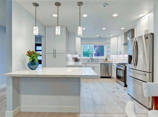 16 Queens Wreath Way, Irvine, CA 92612