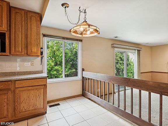 5th image of 1196 Jasmine Ct