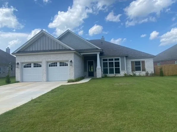 9183 Helena Dr, Pike Road, AL 36064