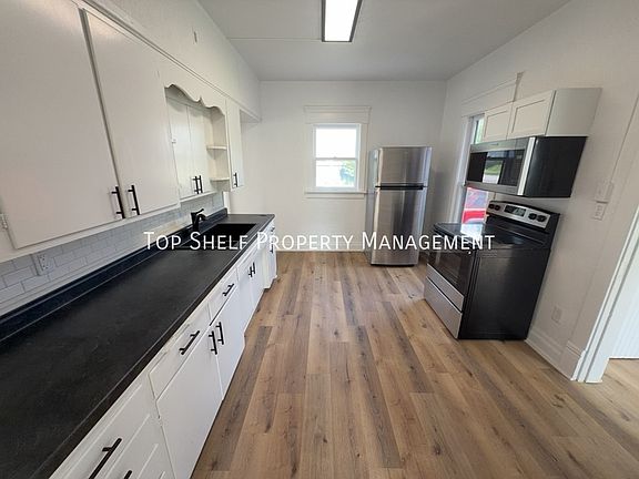 3rd image of 820 1st Ave E Unit A