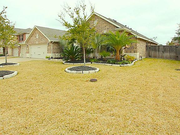 3rd image of 2116 Bayou Cove Ln