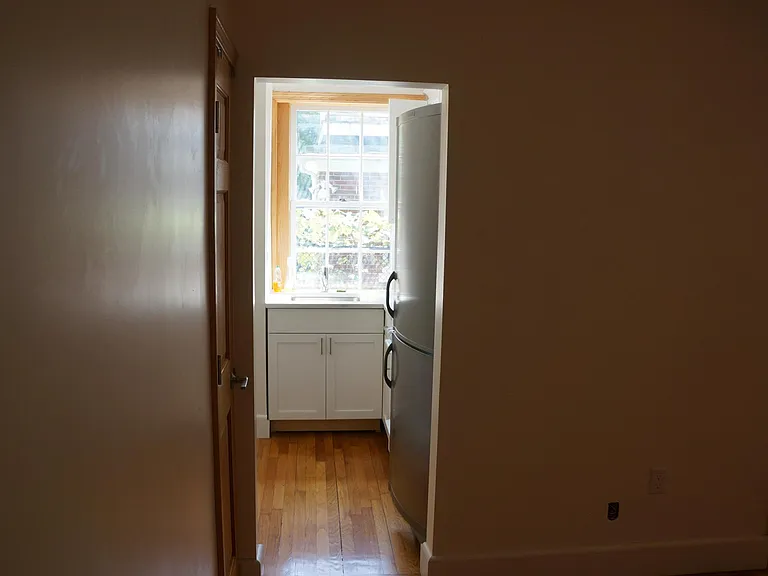 393 Broadway #5 — Photo 7
