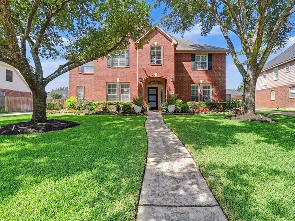16210 Diamond Rock Dr, Cypress, TX 77429