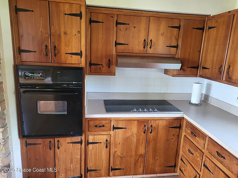 1333 Worth Ct NE — Photo 6