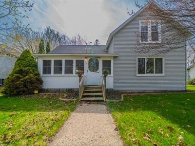 203 Adams St, East Tawas, MI, 48730