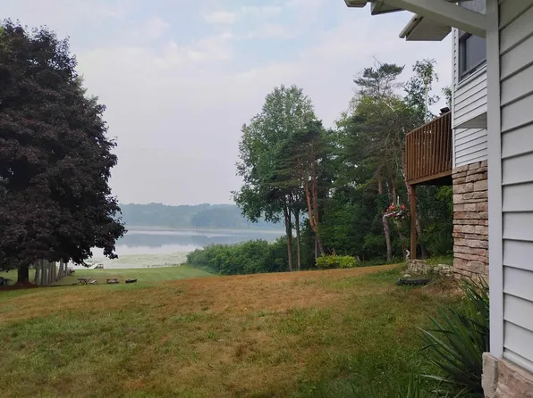 18175 Lake Dr, Big Rapids, MI 49307
